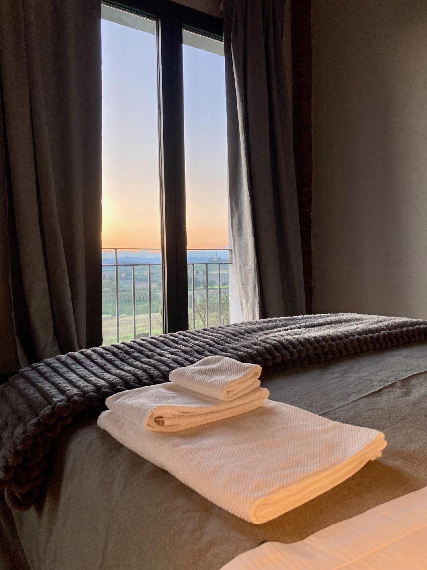 Alfiano Natta Casapaletti Country House מראה חיצוני תמונה